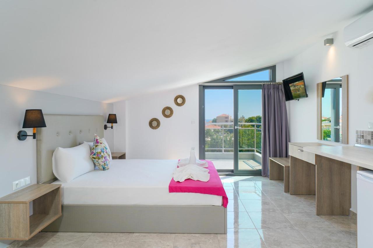 Eridon Suites 利迈纳里亚 外观 照片