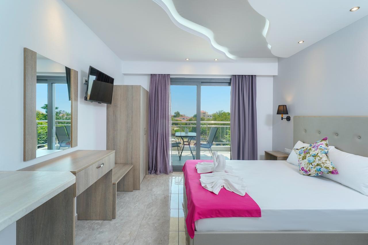 Eridon Suites 利迈纳里亚 外观 照片