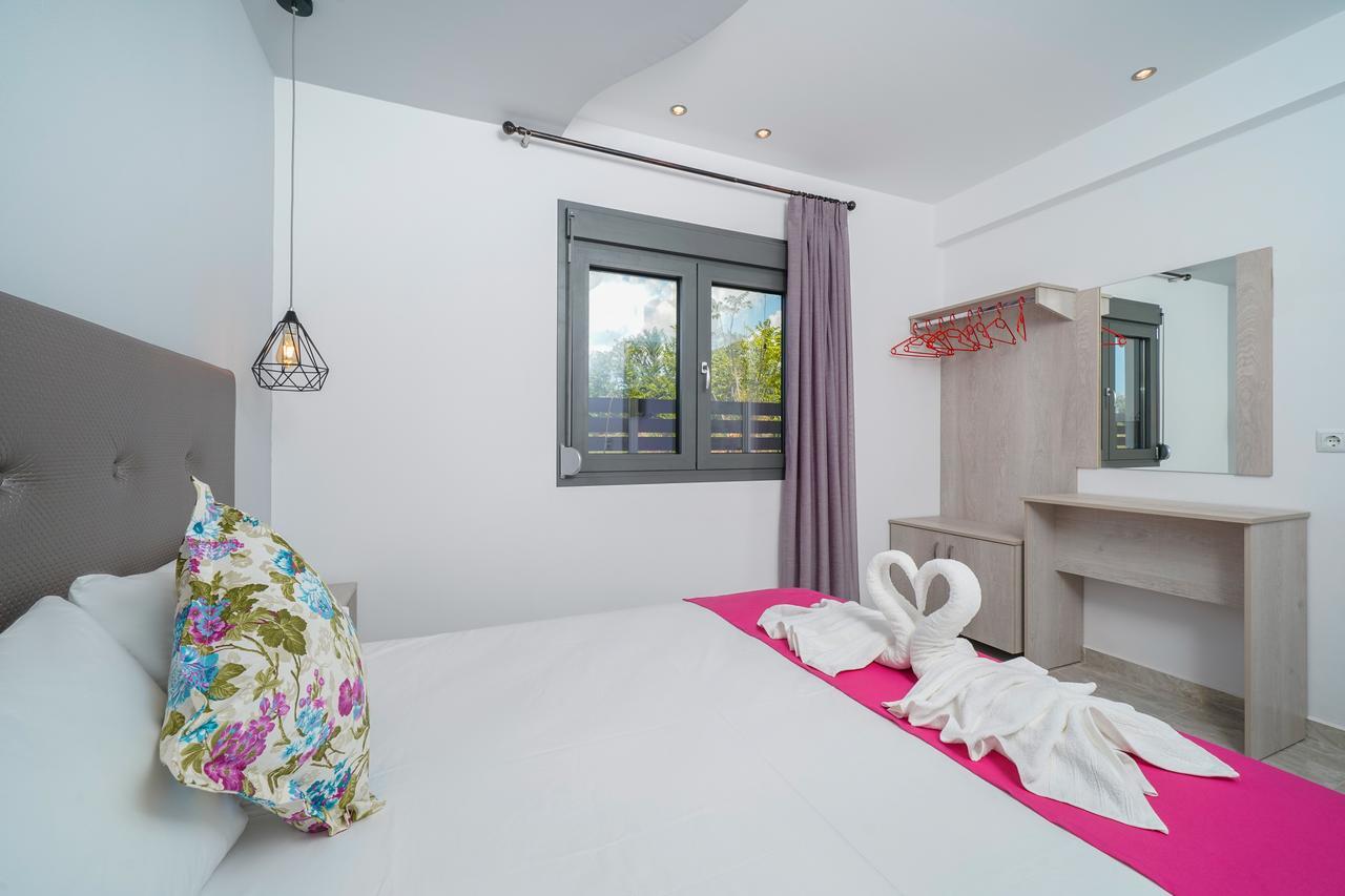 Eridon Suites 利迈纳里亚 外观 照片